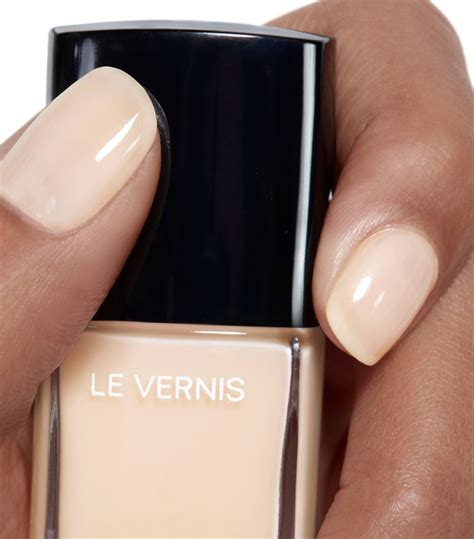 chanel nail fall 2020|LE VERNIS Longwear nail colour 191 .